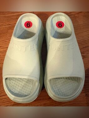 Hunter “Haddie” Slip-on Open Toe Casual Platform Sandal, Green, Size 6, NWOT